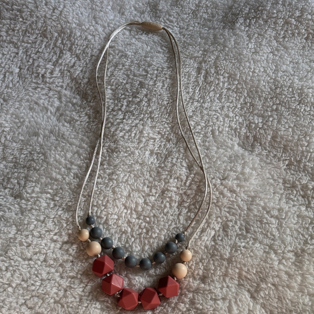Chic pink and Gray Beaded Necklace